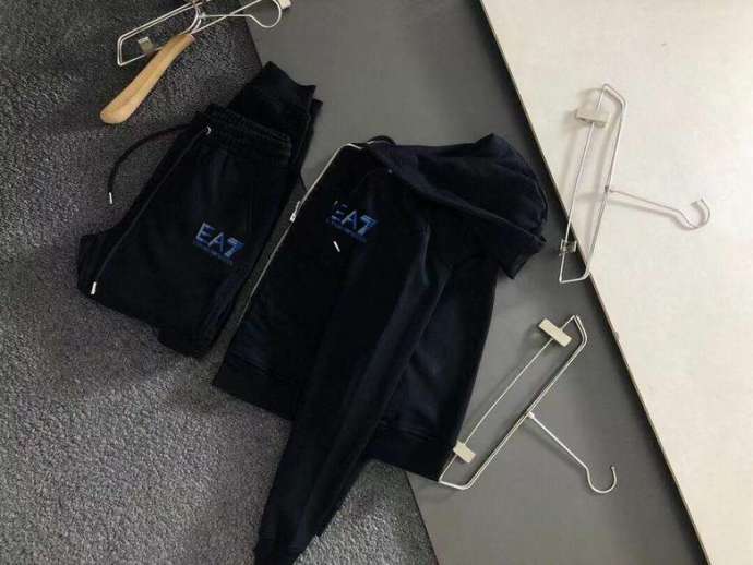 Picture of Armani SweatSuits _SKUArmaniM-5XLkdtn5427140